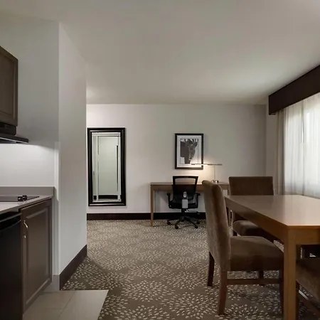 La Quinta By Wyndham Fairbanks Airport-3